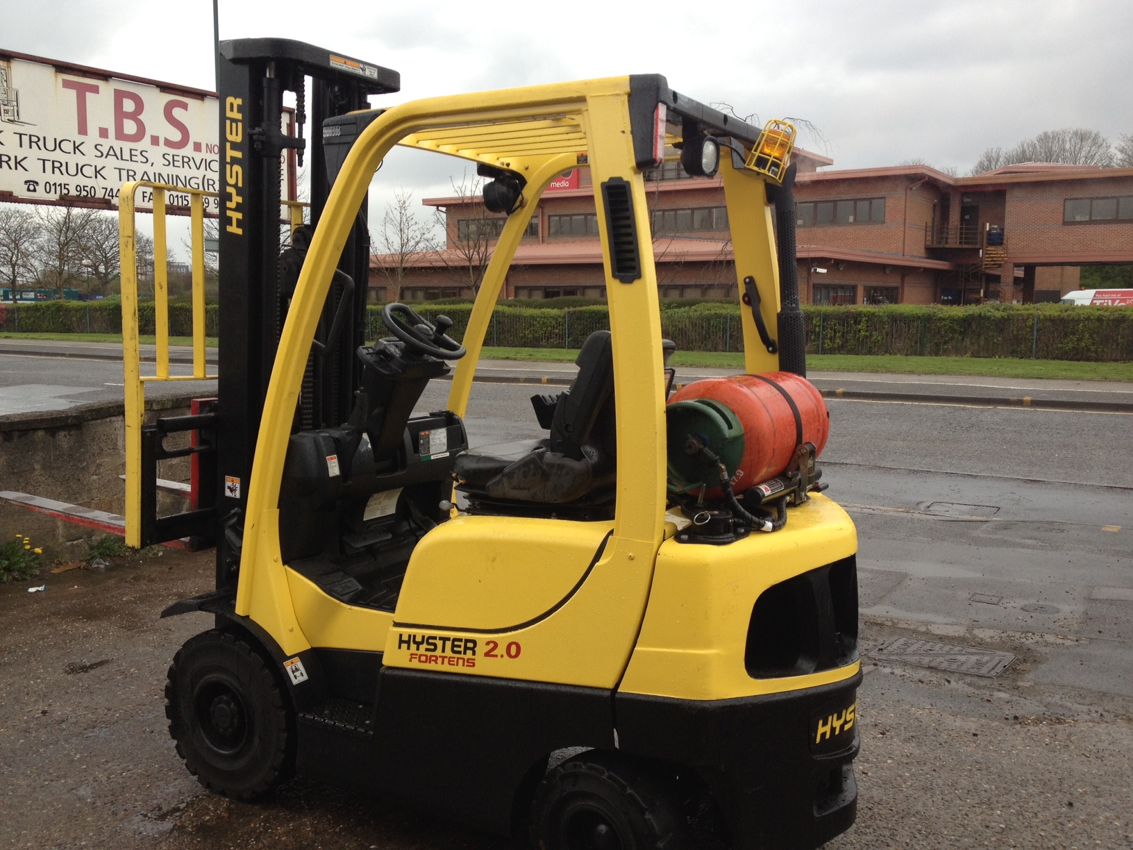 Forklift Main Picture